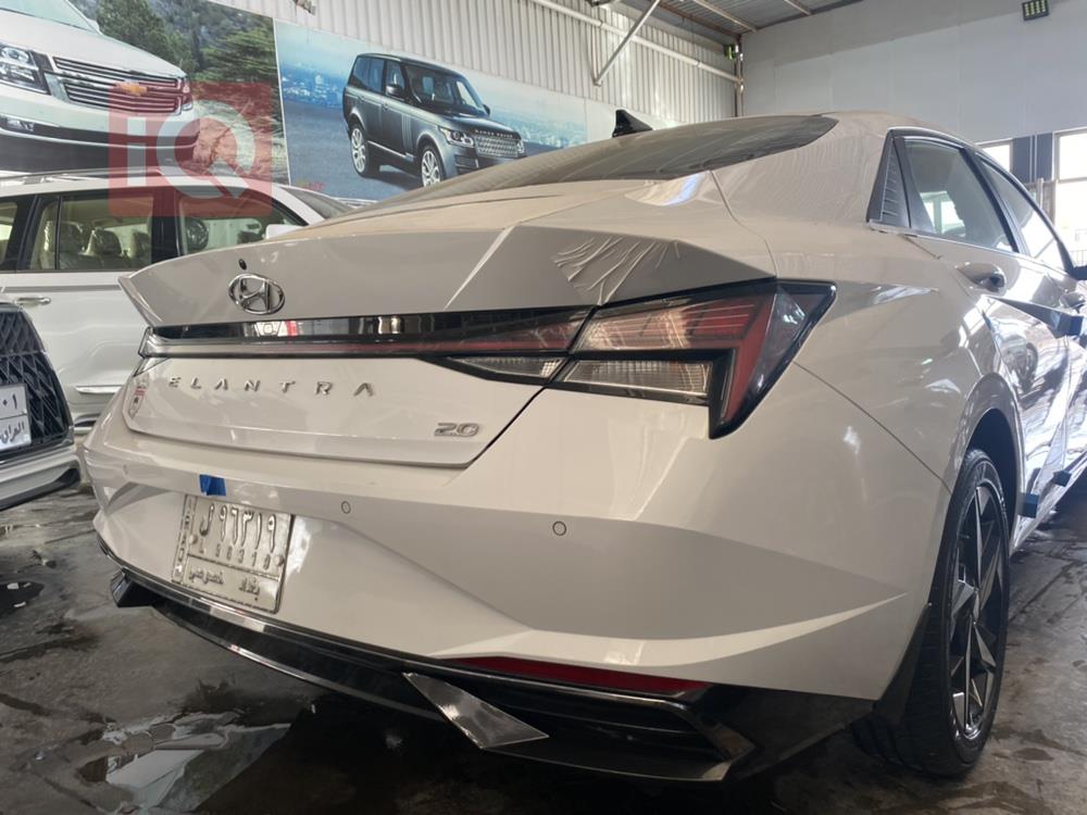 هیوندای ئەلەنترا